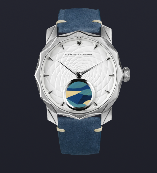 Solune Medallion Antarctica Straw Marquetry