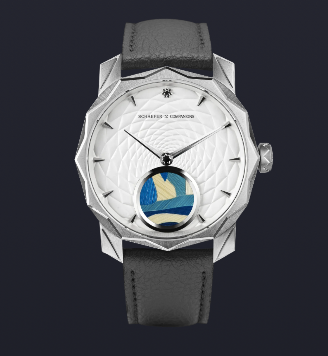Solune Medallion Antarctica Straw Marquetry