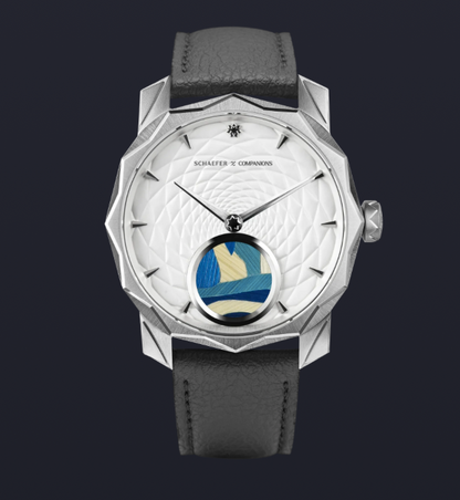 Solune Medallion Antarctica Straw Marquetry