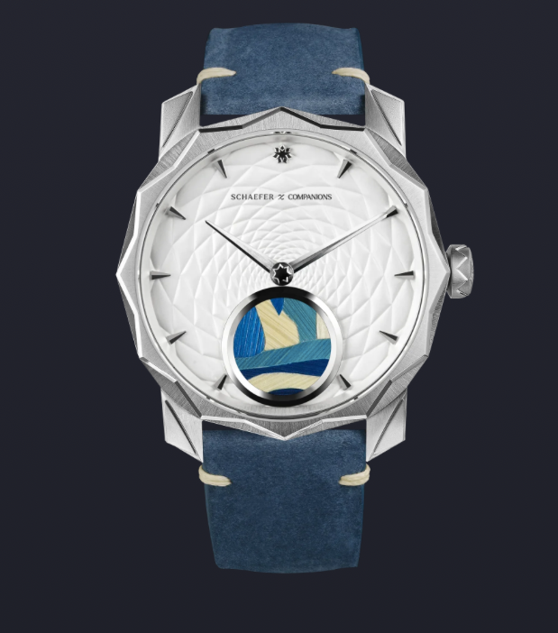 Solune Medallion Antarctica Straw Marquetry