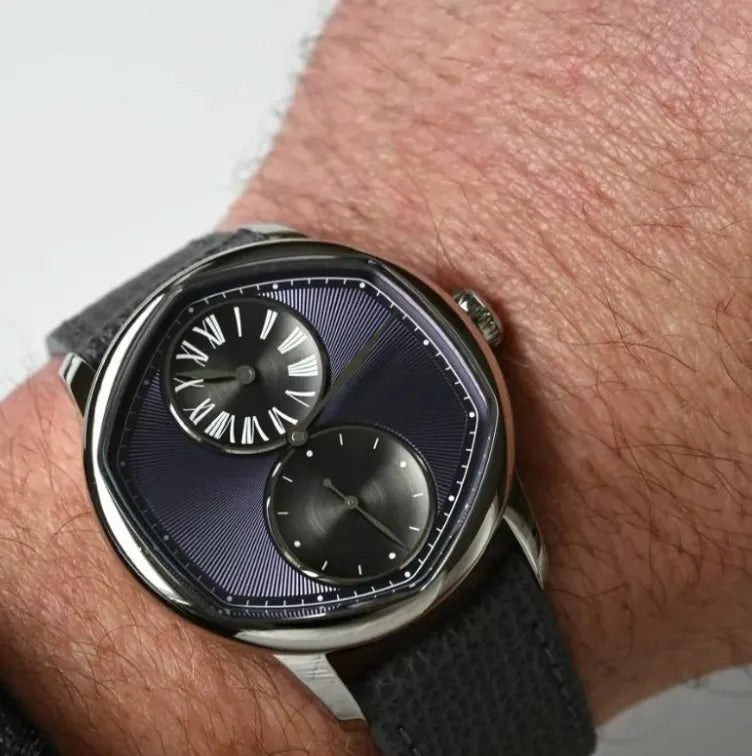 Louis Erard x Cédric Johner - Le Régulateur Mauve